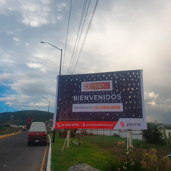 Estructura publicitaria instalada en Querétaro - proyecto 5
